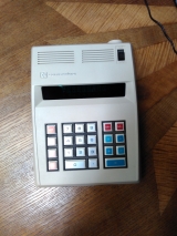 Desktop Memory Electronic Calculator Commodore US*5M (1973)