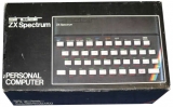 Sinclair ZX Spectrum 48 Ko dans sa boîte d'origine (1982)